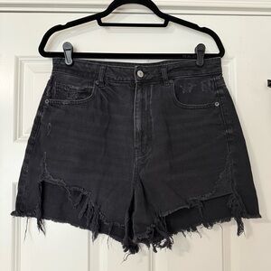 American Eagle Highest Rise Mom Short